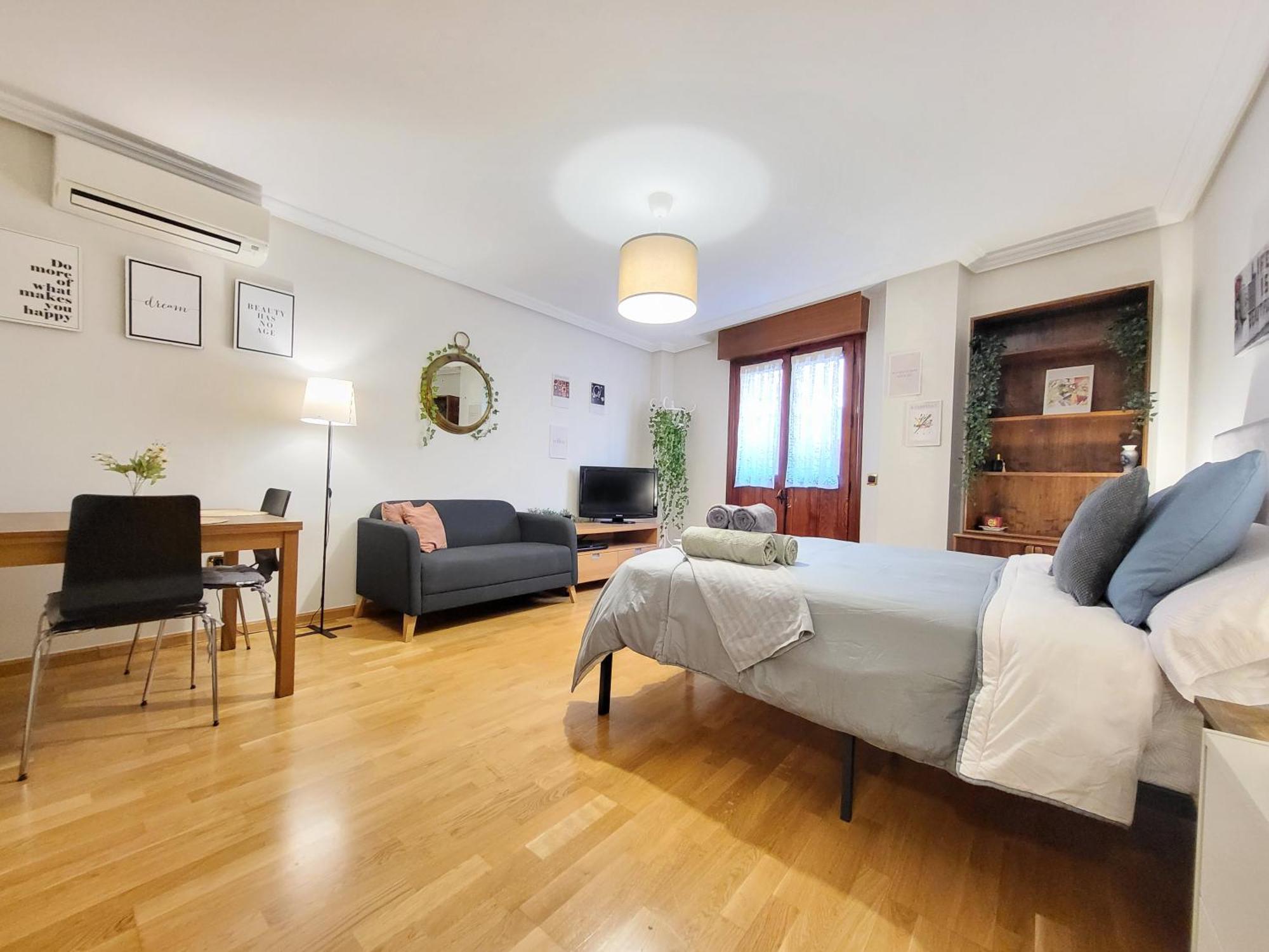 Apartamento Plaza Espana Gran Via Centro Apartment Madrid Ngoại thất bức ảnh