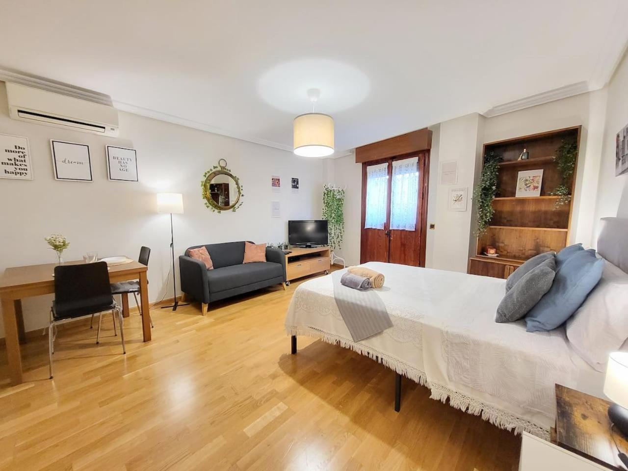 Apartamento Plaza Espana Gran Via Centro Apartment Madrid Ngoại thất bức ảnh